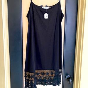 NWT lace hem dress extender